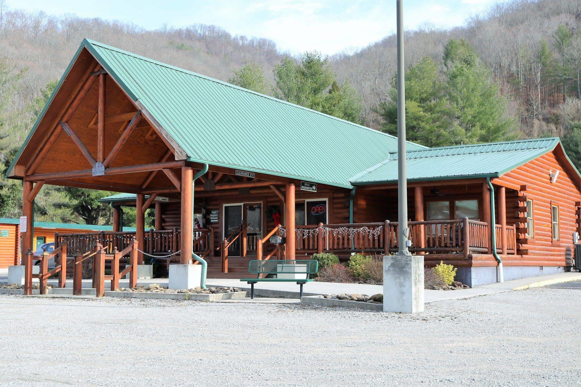 Rodeway Inn Harlan Exterior photo